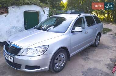 Универсал Skoda Octavia 2010 в 