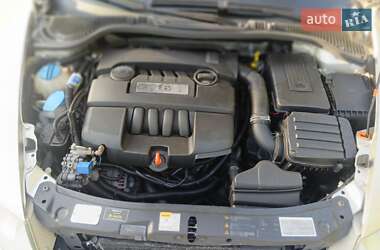 Ліфтбек Skoda Octavia 2005 в Кам'янському