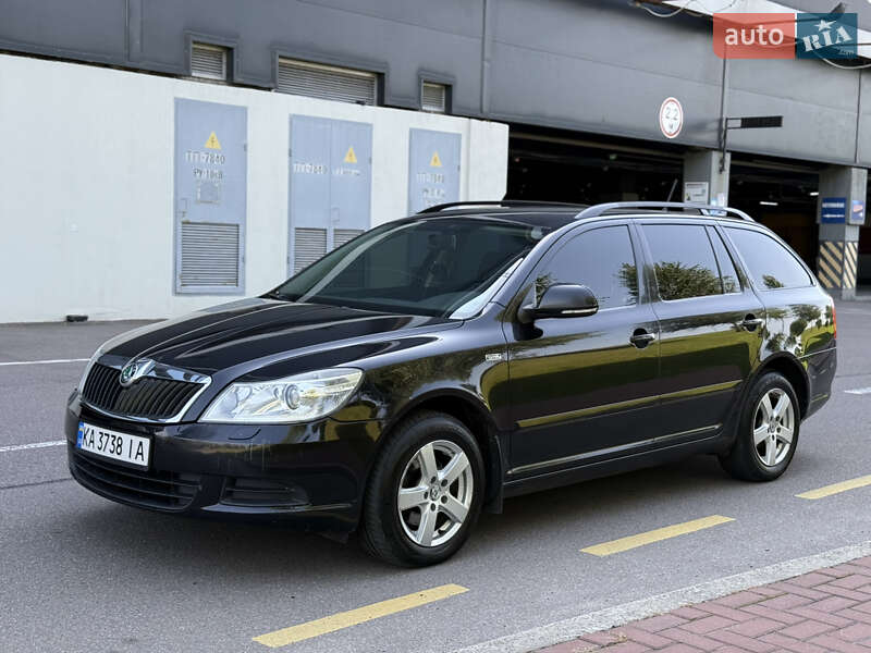 Универсал Skoda Octavia 2011 в Киеве фото 7 Универсал Skoda Octavia 2011 в Киеве