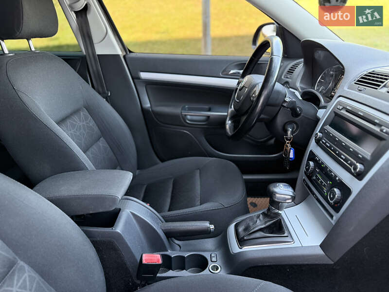 Универсал Skoda Octavia 2011 в Киеве фото 15 Универсал Skoda Octavia 2011 в Киеве