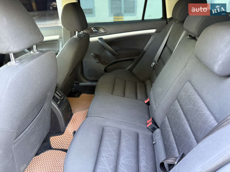 Универсал Skoda Octavia 2011 в Киеве фото 19 Универсал Skoda Octavia 2011 в Киеве