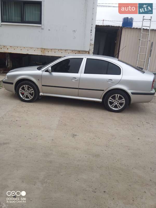 Седан Skoda Octavia 2008 в Львові