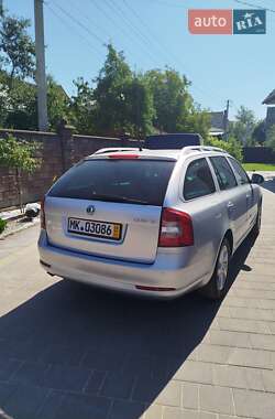Универсал Skoda Octavia 2012 в 
