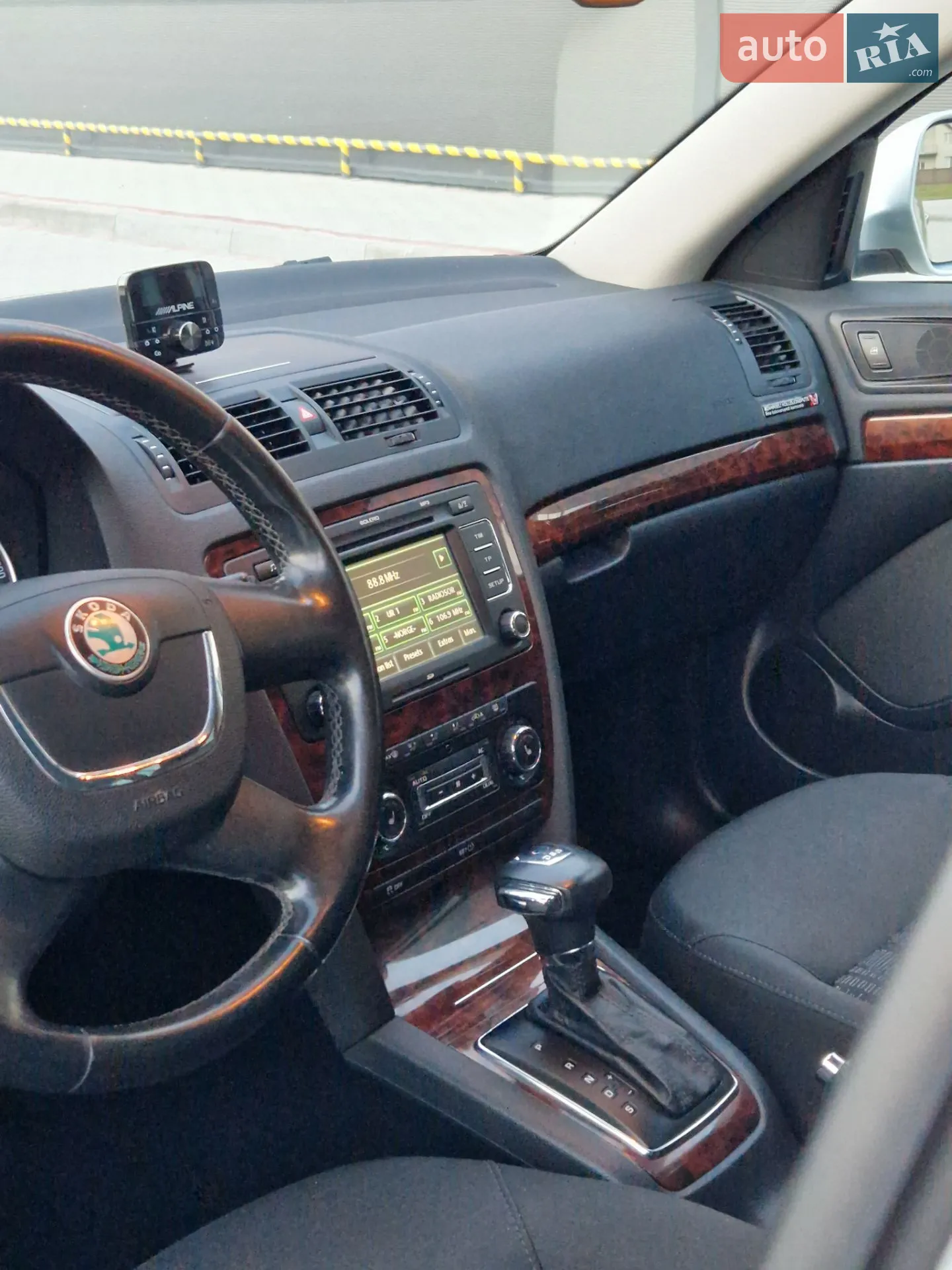 2010 Skoda Octavia - мініатюра 34
