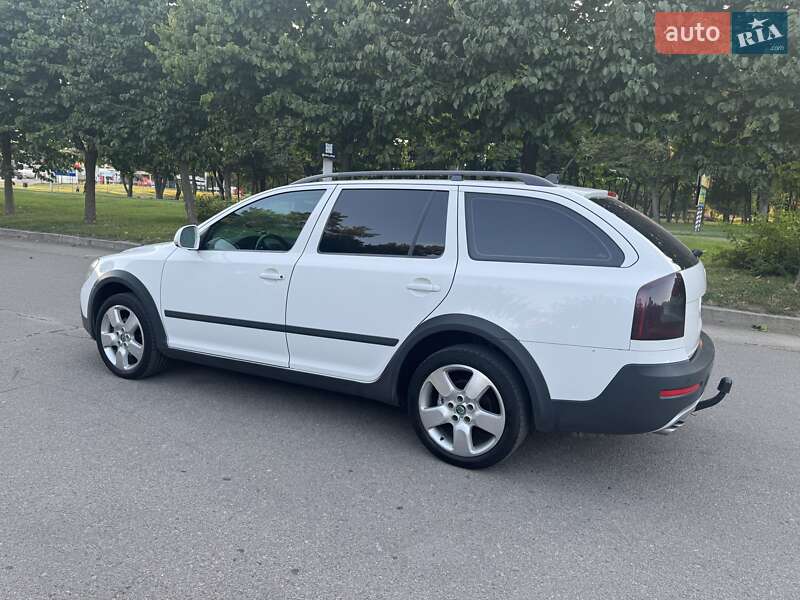 Универсал Skoda Octavia 2012 в Умани