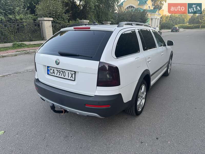 Универсал Skoda Octavia 2012 в Умани