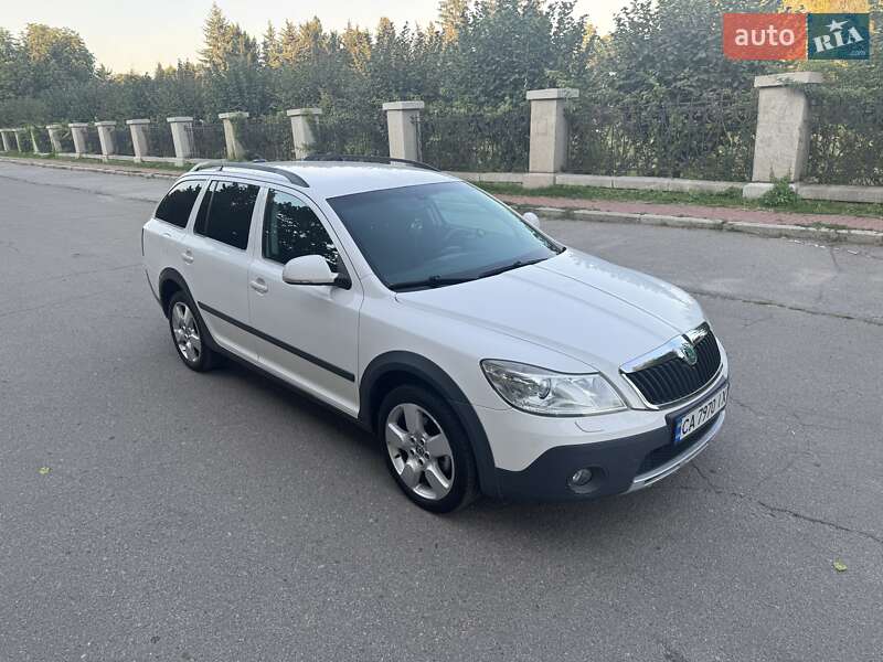 Универсал Skoda Octavia 2012 в Умани