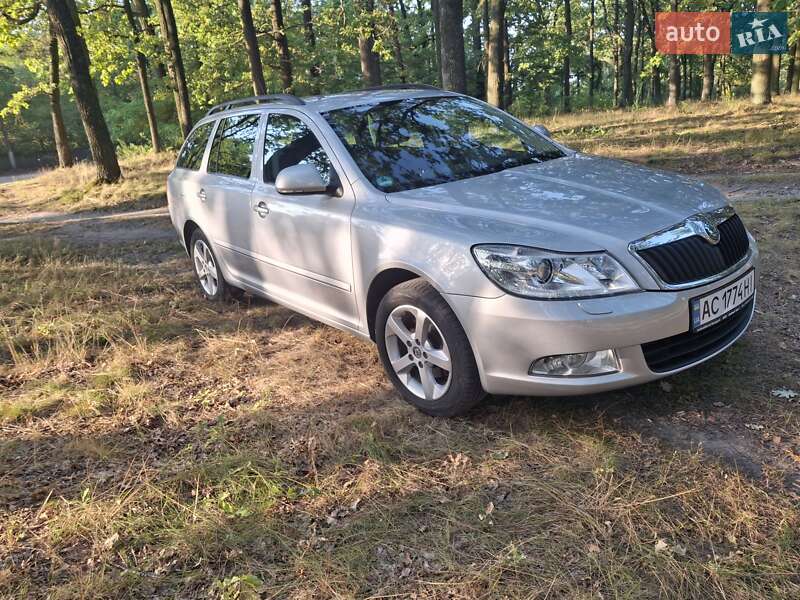 Універсал Skoda Octavia 2011 в Луцьку