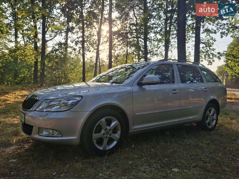 Універсал Skoda Octavia 2011 в Луцьку