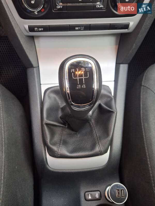 Універсал Skoda Octavia 2011 в Луцьку