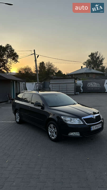Універсал Skoda Octavia 2012 в Чернівцях