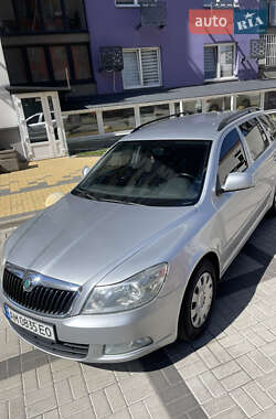 Универсал Skoda Octavia 2012 в 