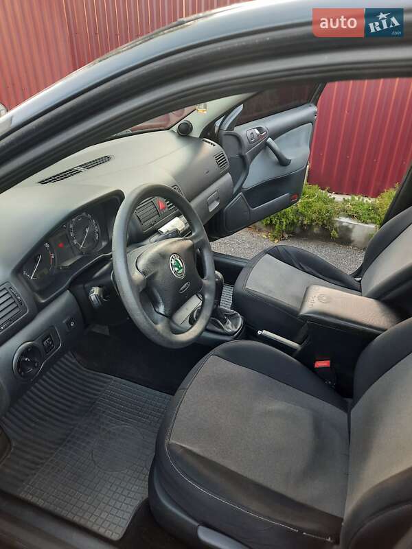 Лифтбек Skoda Octavia 2007 в Полонном