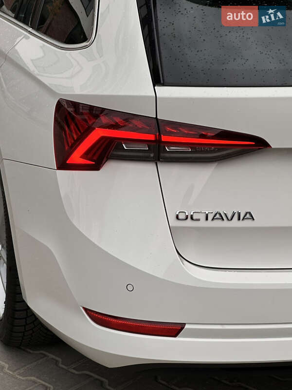 Универсал Skoda Octavia 2021 в Умани