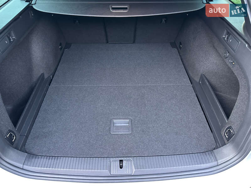 Универсал Skoda Octavia 2021 в Умани