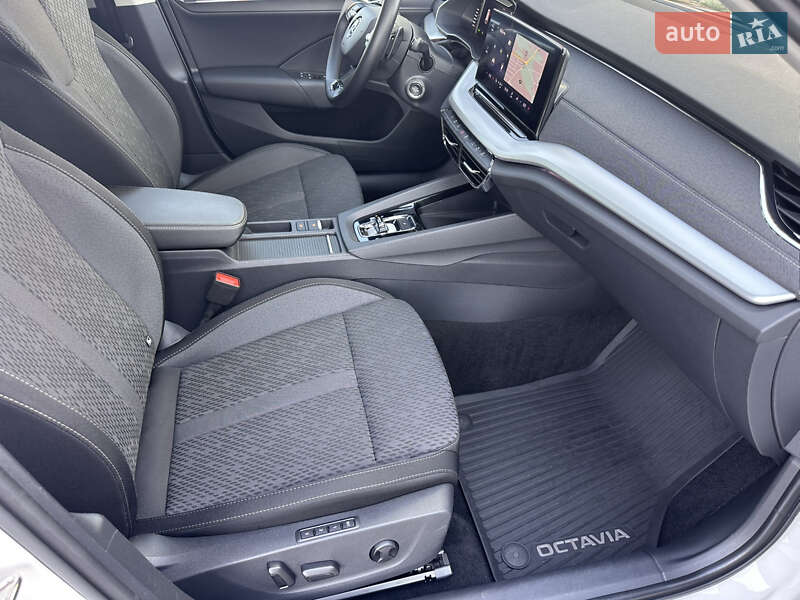 Универсал Skoda Octavia 2021 в Умани