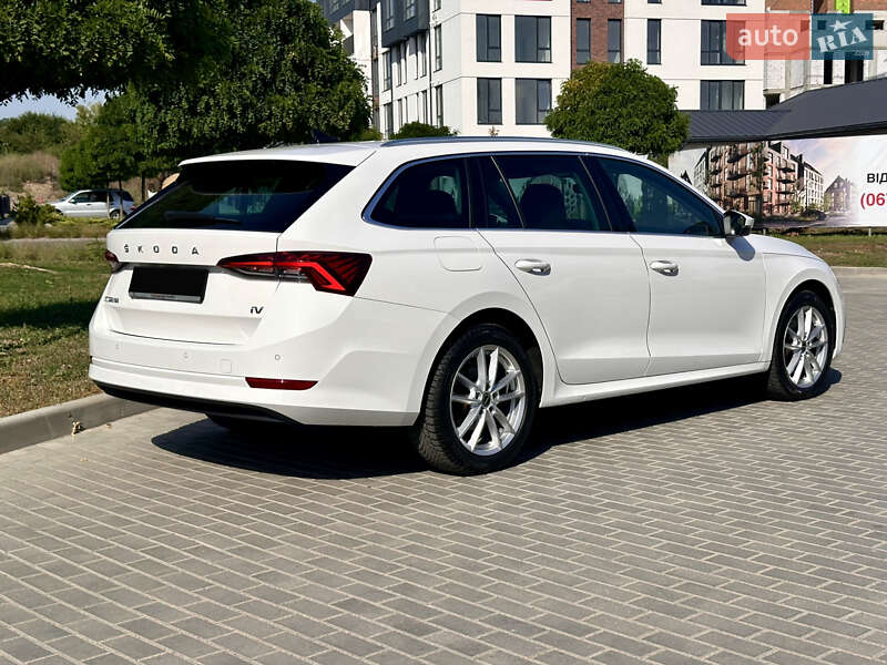 Универсал Skoda Octavia 2021 в Умани