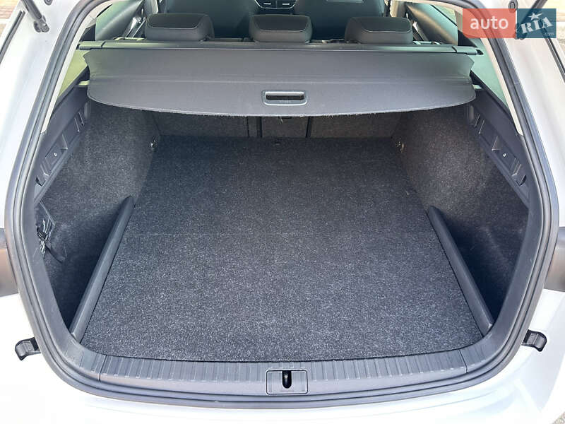 Универсал Skoda Octavia 2021 в Умани