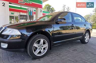 Лифтбек Skoda Octavia 2008 в Гадяче