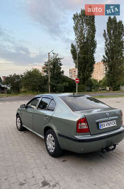 Лифтбек Skoda Octavia 2003 в 