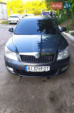 Универсал Skoda Octavia 2011 в 