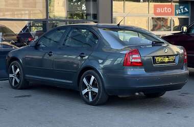 Лифтбек Skoda Octavia 2006 в 