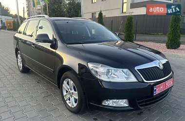 Универсал Skoda Octavia 2010 в 