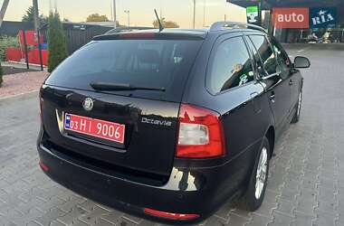 Универсал Skoda Octavia 2010 в 