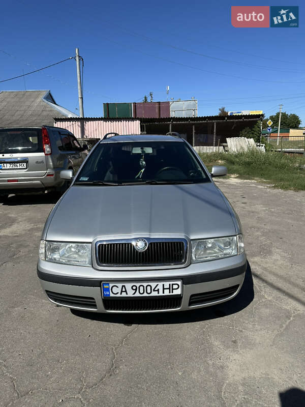 Универсал Skoda Octavia 2004 в Лысянке
