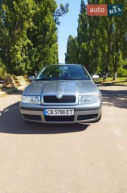 Лифтбек Skoda Octavia 2004 в Чернигове