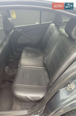 Лифтбек Skoda Octavia 2004 в 