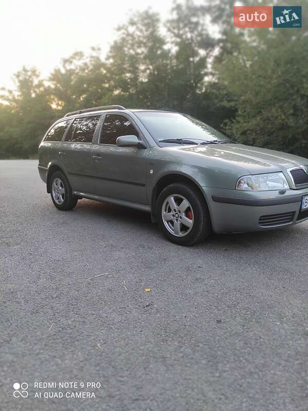 Універсал Skoda Octavia 2002 в Монастириській