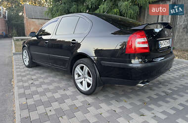 Лифтбек Skoda Octavia 2006 в 