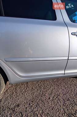 Универсал Skoda Octavia 2011 в 