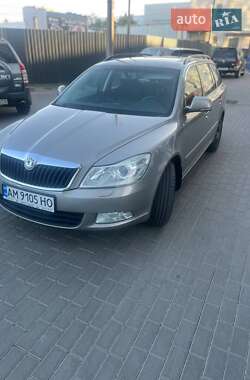 Універсал Skoda Octavia 2010 в Житомирі