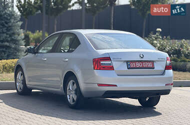 Лифтбек Skoda Octavia 2016 в 