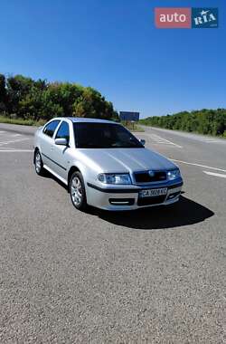 Лифтбек Skoda Octavia 2006 в Смеле