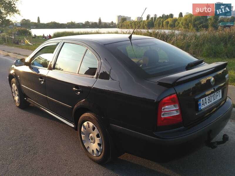 Лифтбек Skoda Octavia 2008 в Киеве