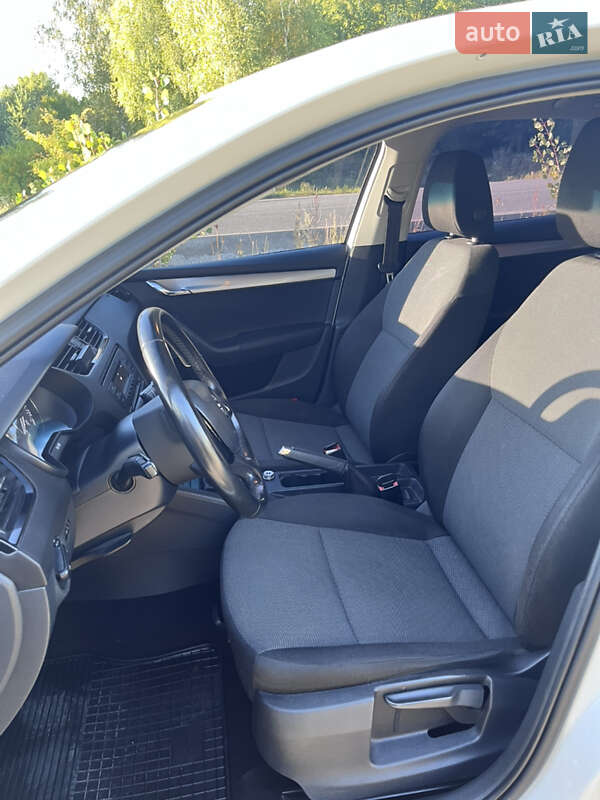 Ліфтбек Skoda Octavia 2013 в Любарі