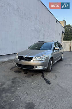 Универсал Skoda Octavia 2010 в Львове