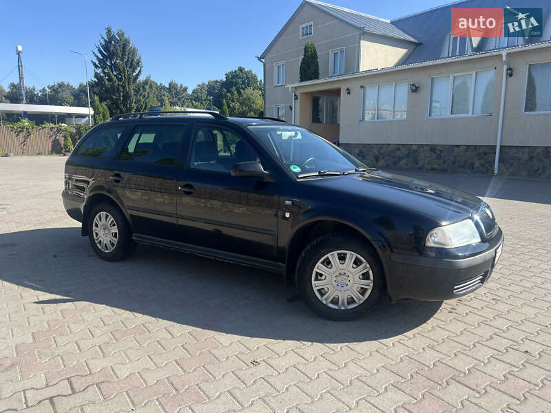 Універсал Skoda Octavia 2002 в Дунаївцях