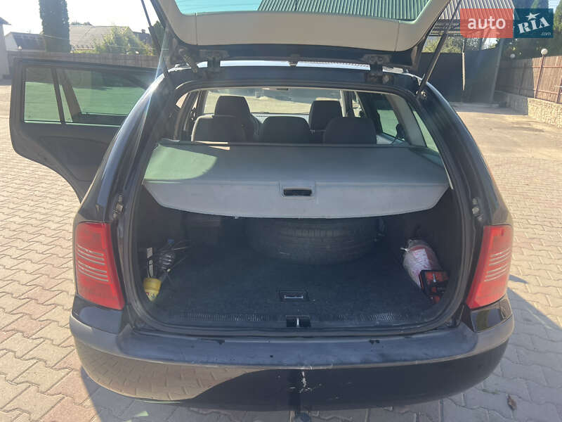 Універсал Skoda Octavia 2002 в Дунаївцях