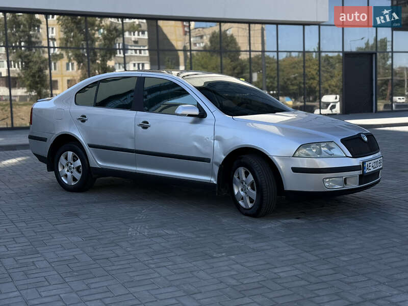 Ліфтбек Skoda Octavia 2006 в Дніпрі