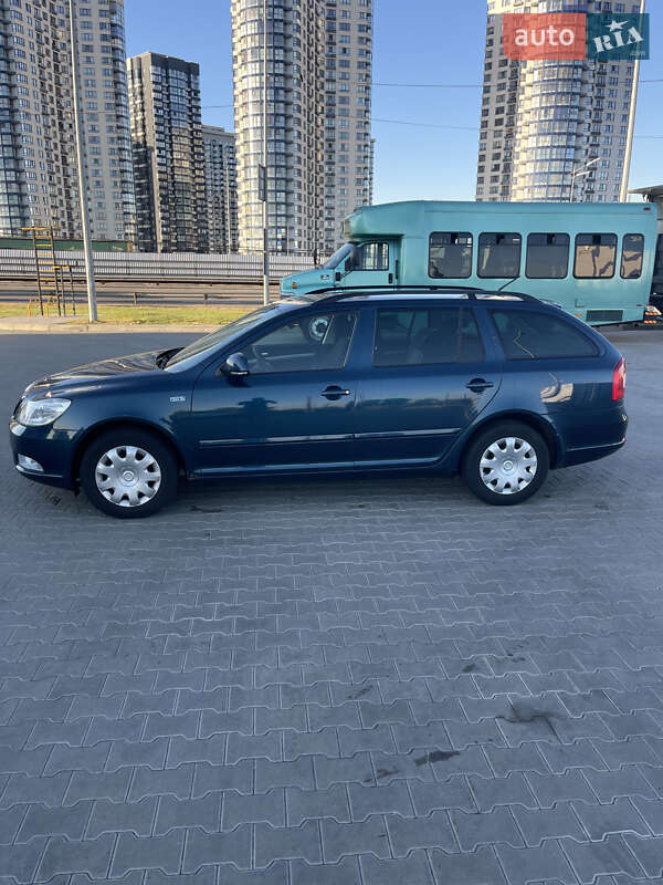 Универсал Skoda Octavia 2012 в Киеве фото 3 Универсал Skoda Octavia 2012 в Киеве