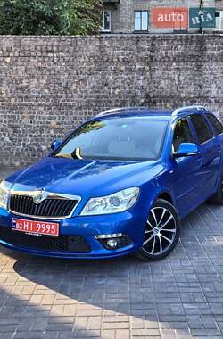 Универсал Skoda Octavia 2010 в Каменском