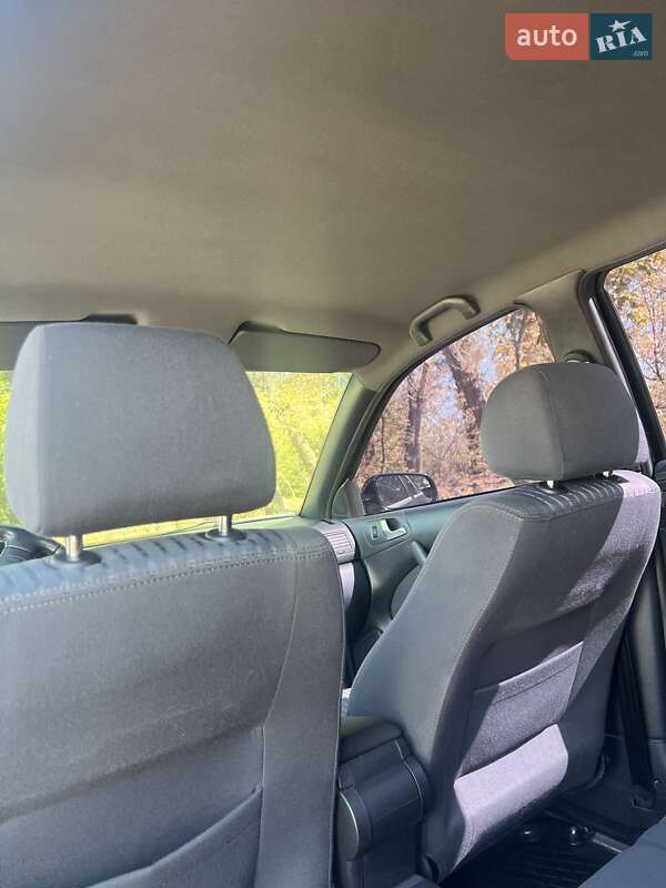 Ліфтбек Skoda Octavia 2006 в Дніпрі