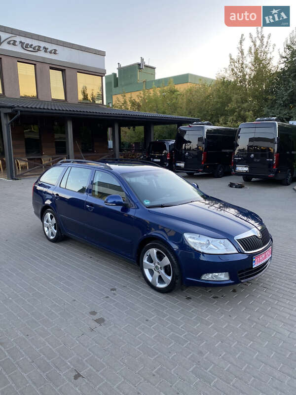 Универсал Skoda Octavia 2010 в Ровно