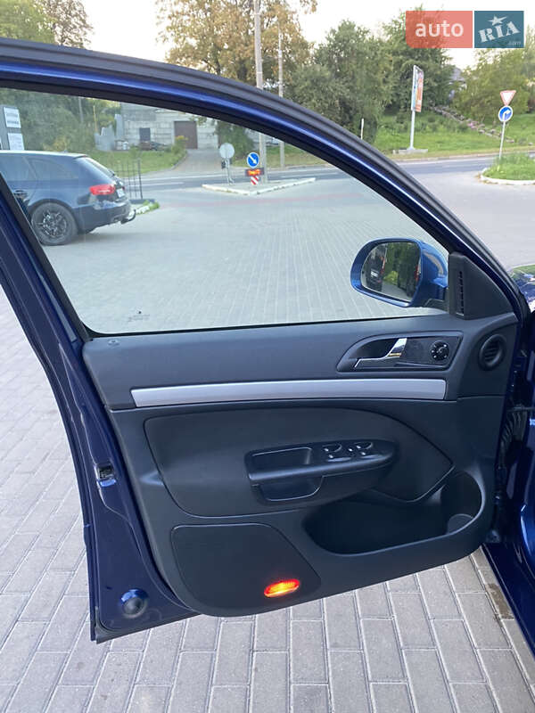 Универсал Skoda Octavia 2010 в Ровно