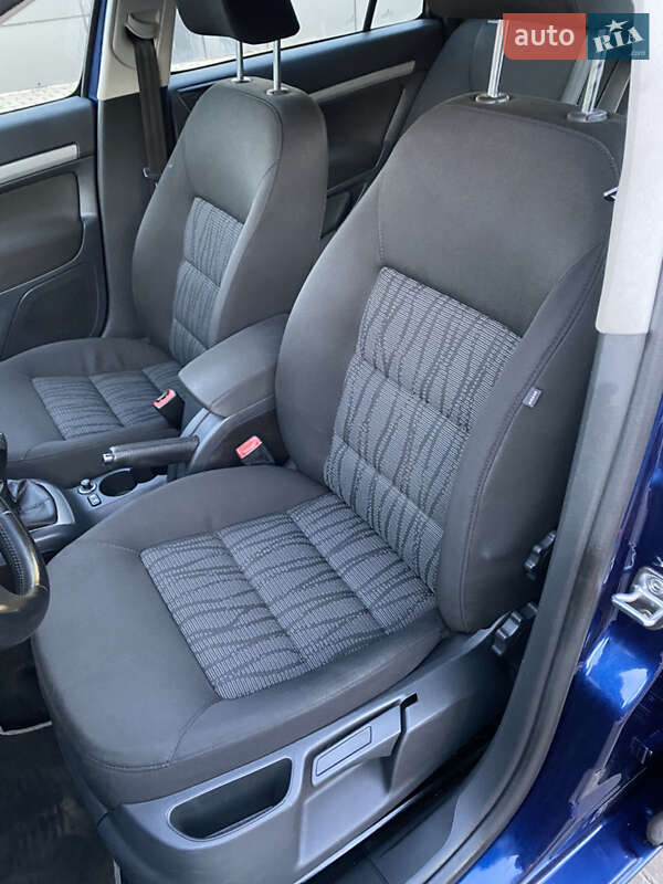 Универсал Skoda Octavia 2010 в Ровно