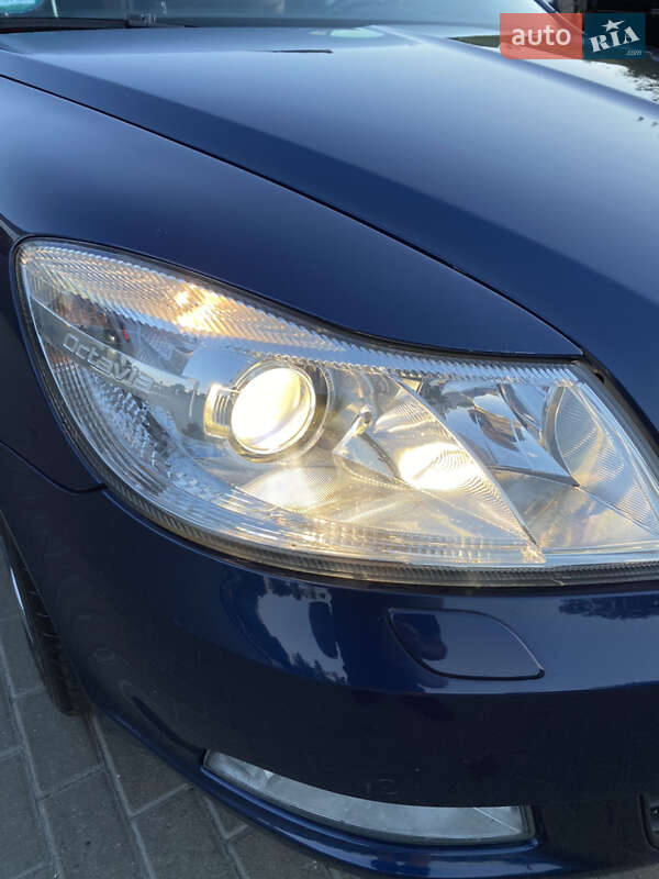 Универсал Skoda Octavia 2010 в Ровно